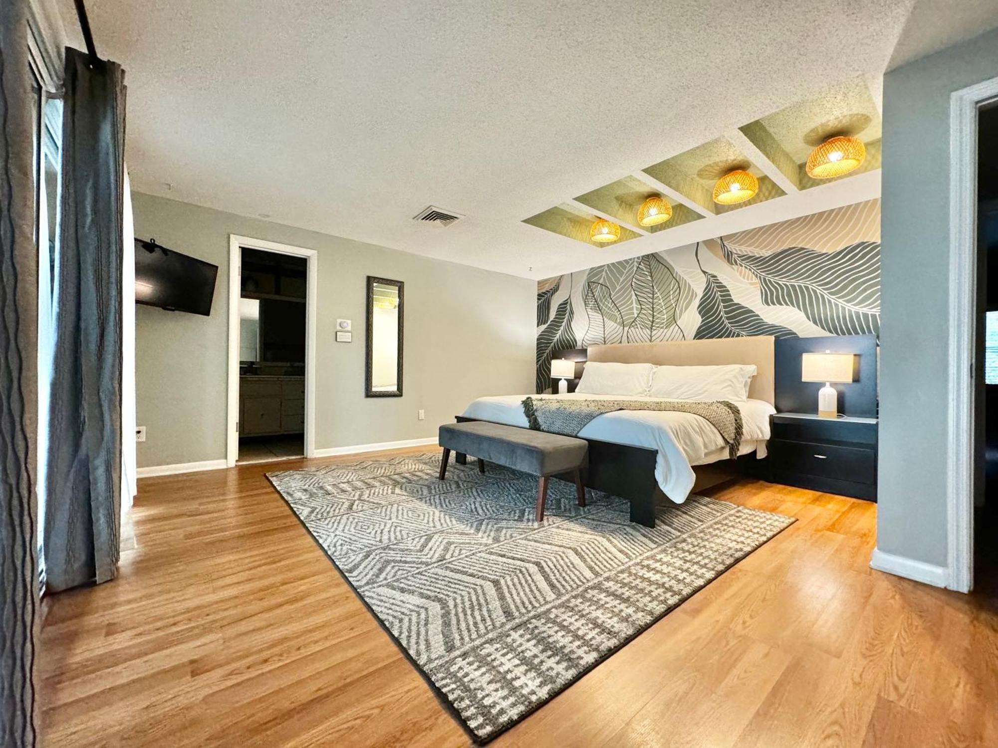 Spacious Lakefront House With Pool, Hottub, & Boating オーランド エクステリア 写真